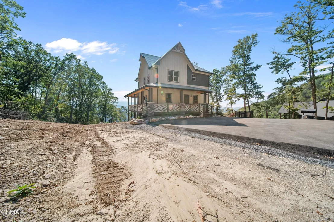 Photo of 1852 Mountain Ash Way