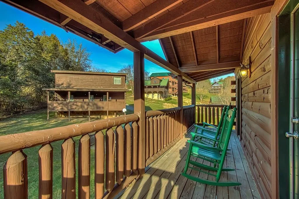 Photo of 1663 Little Cabin Loop