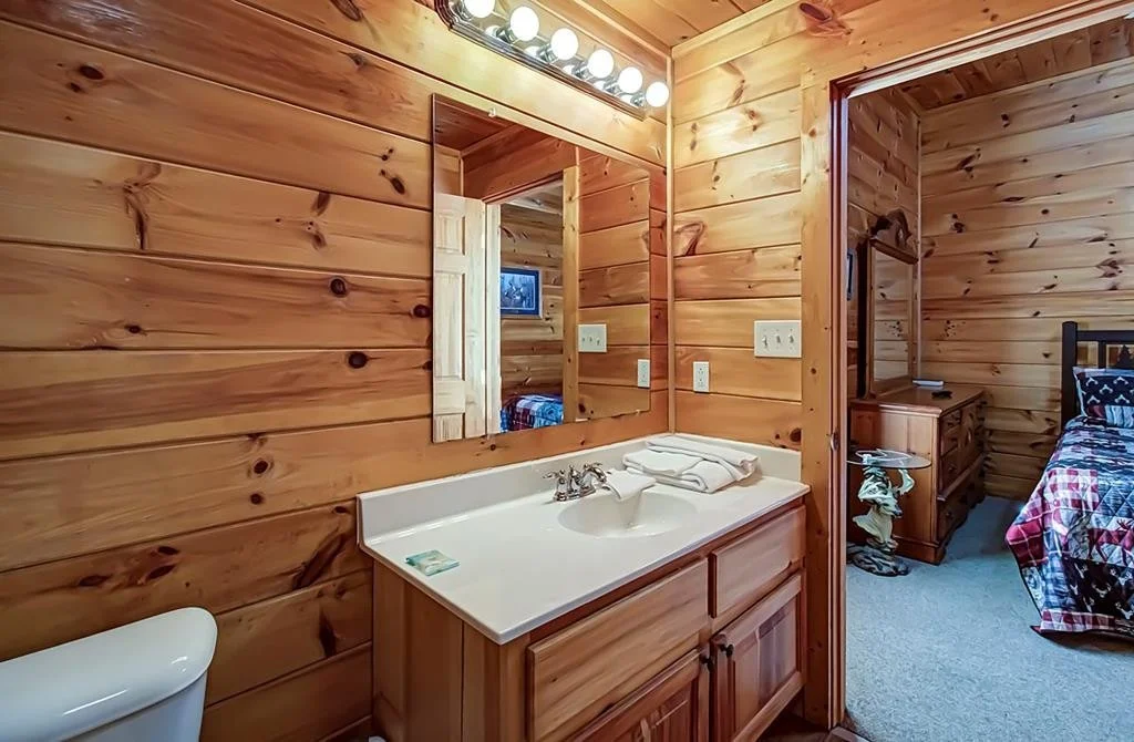 Photo of 1663 Little Cabin Loop