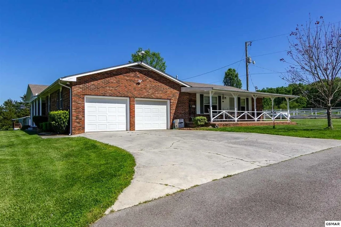 Photo of 633 Johnson Road