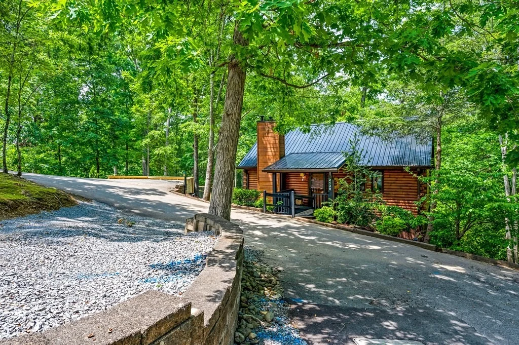 Photo of 2139 Silver Way