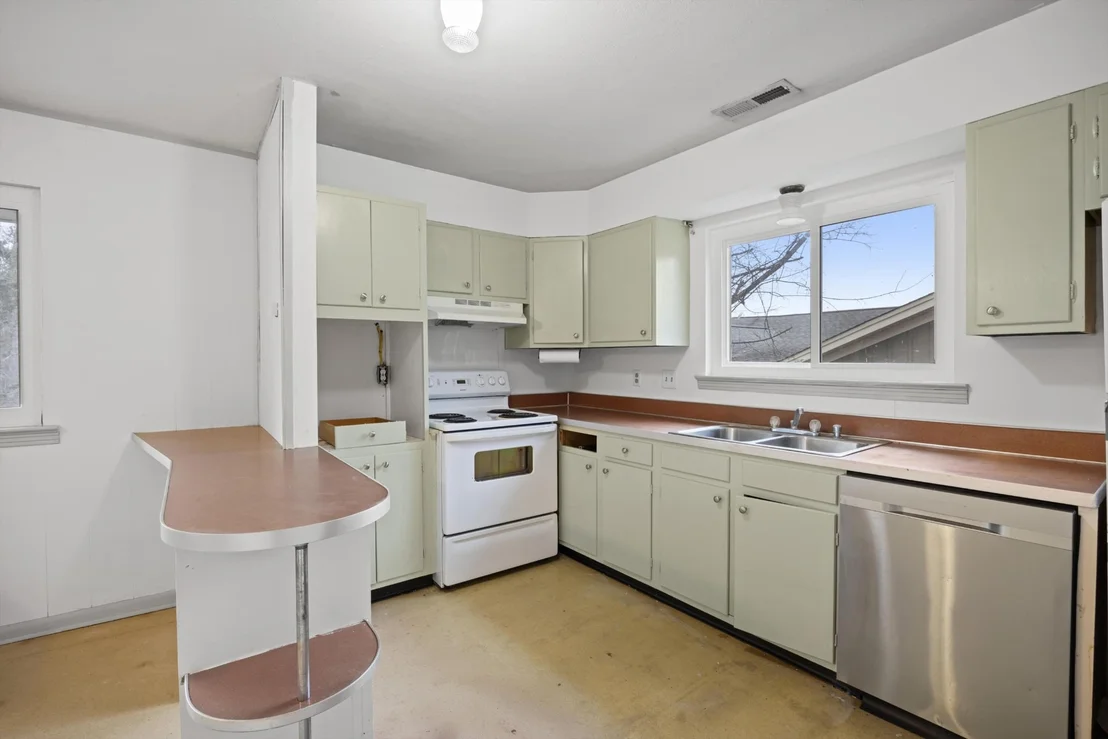 Photo of 1227 Duane Road