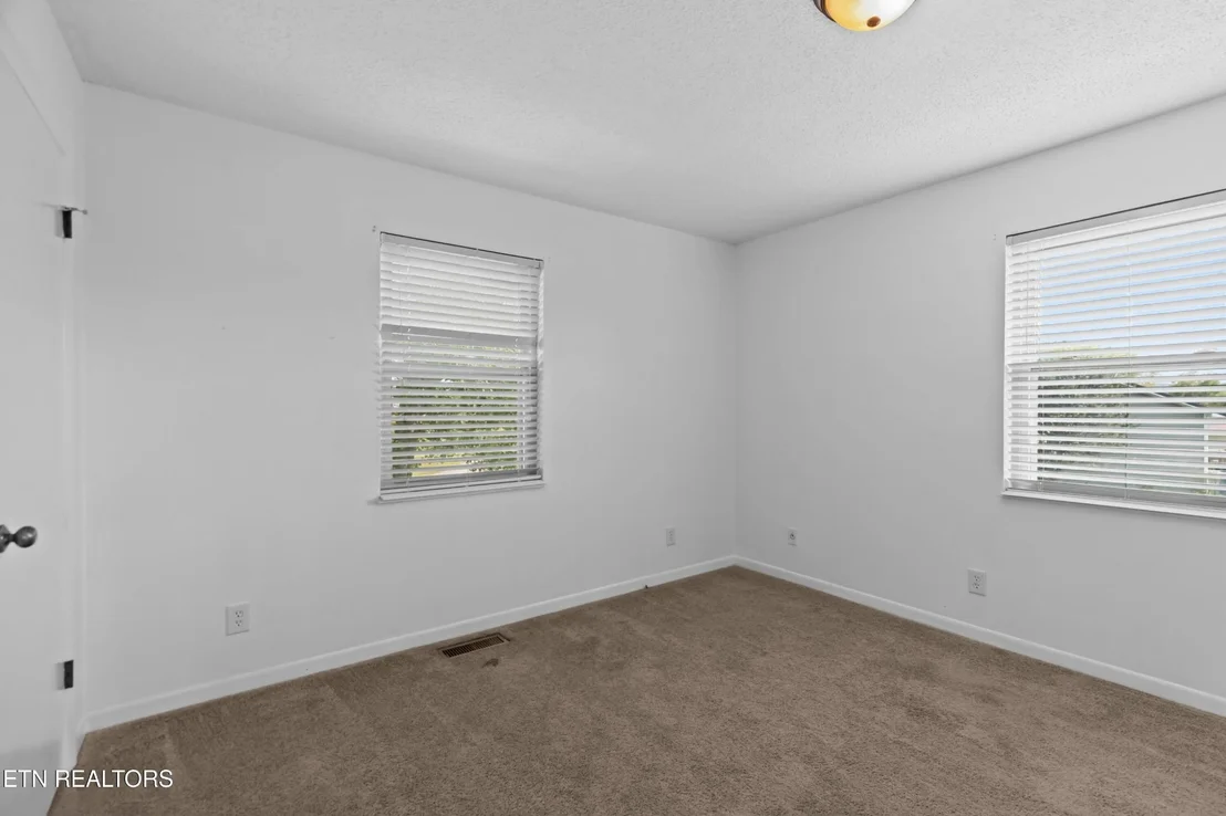 Photo of 6864 Westgate Circle