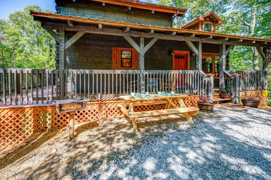 Photo of 1023 Elm Circle