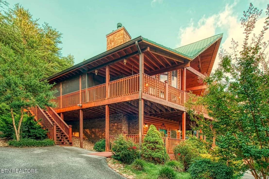 Photo of 210 Meghans Way