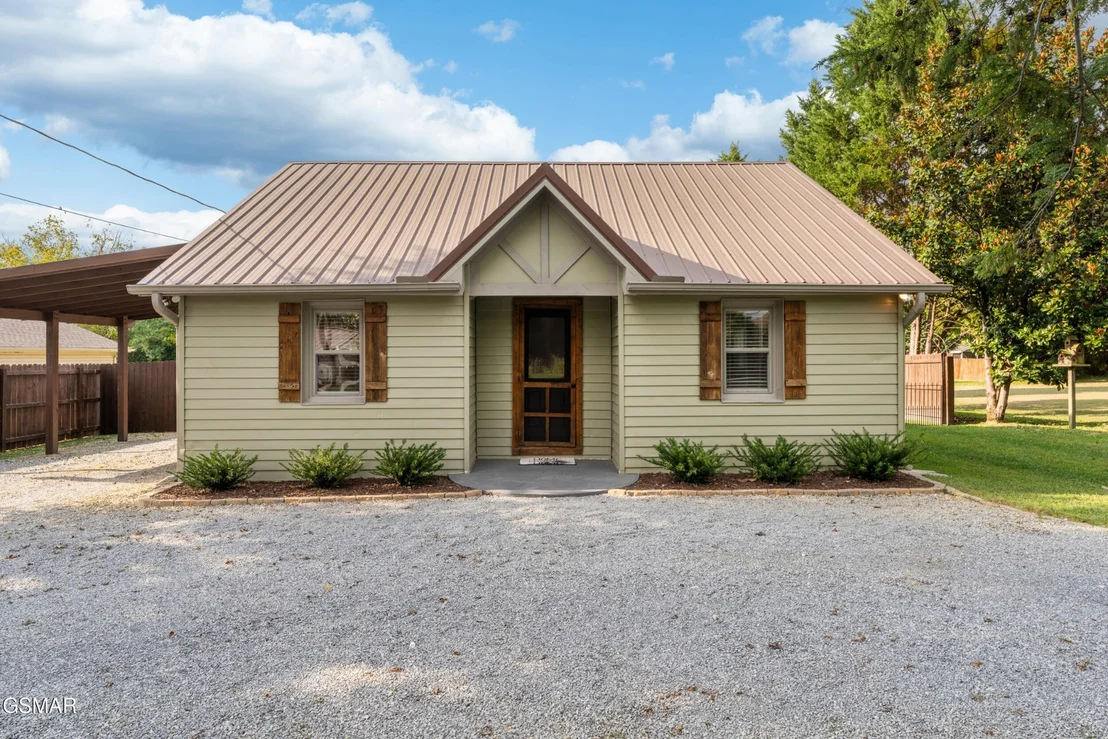 Photo of 310 Two View Road