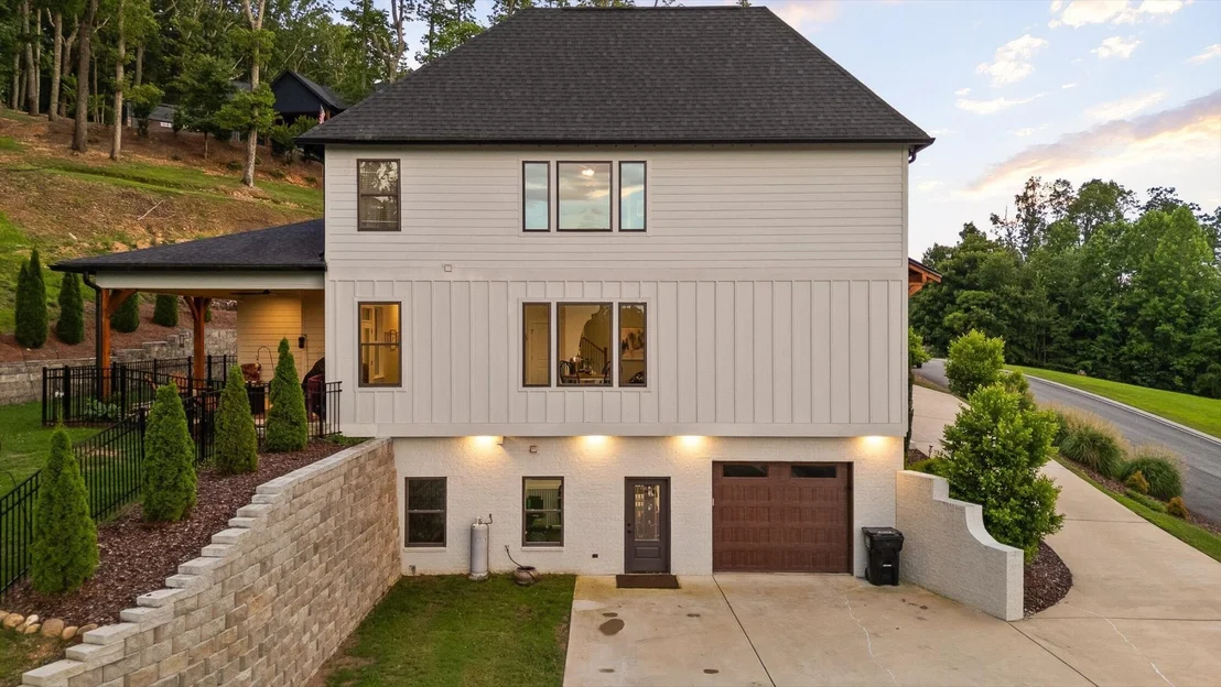 Photo of 9962 Caseview Drive