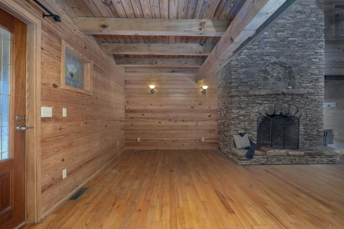 Photo of 662 Dewind Drive
