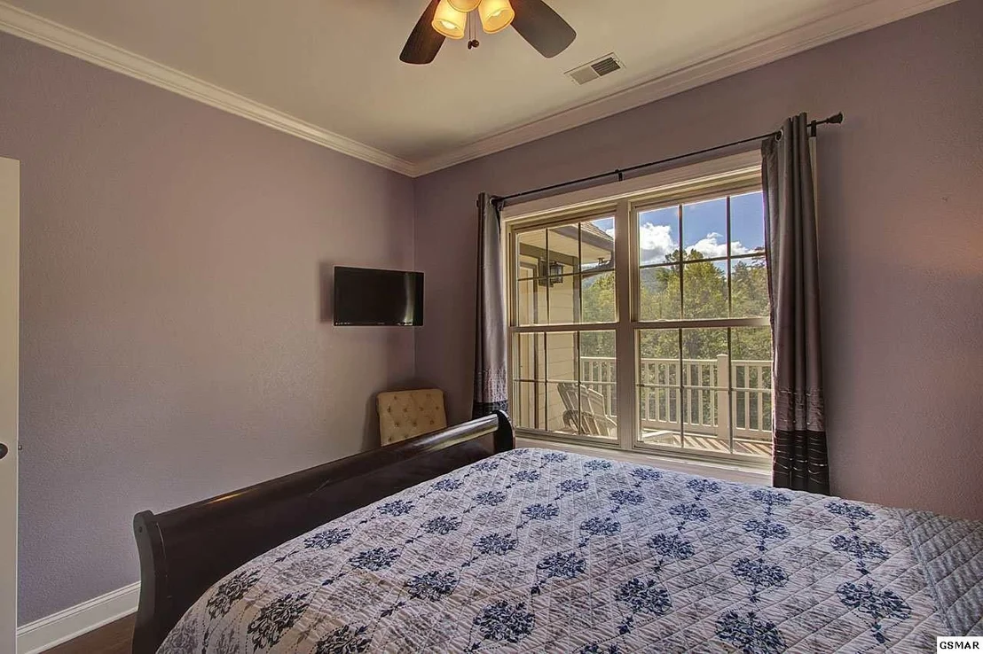 Photo of 712 Pleasant Valley Drive