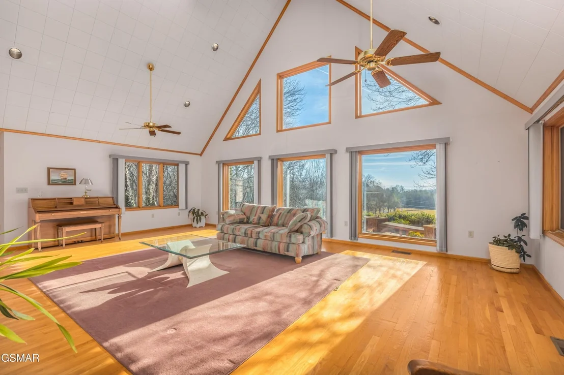 Photo of 3045 Shallow Ridge Road