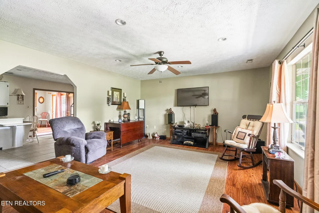 Photo of 945 Circle Drive