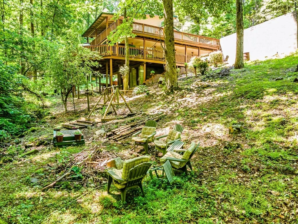 Photo of 2590 Bluff Mountain Road
