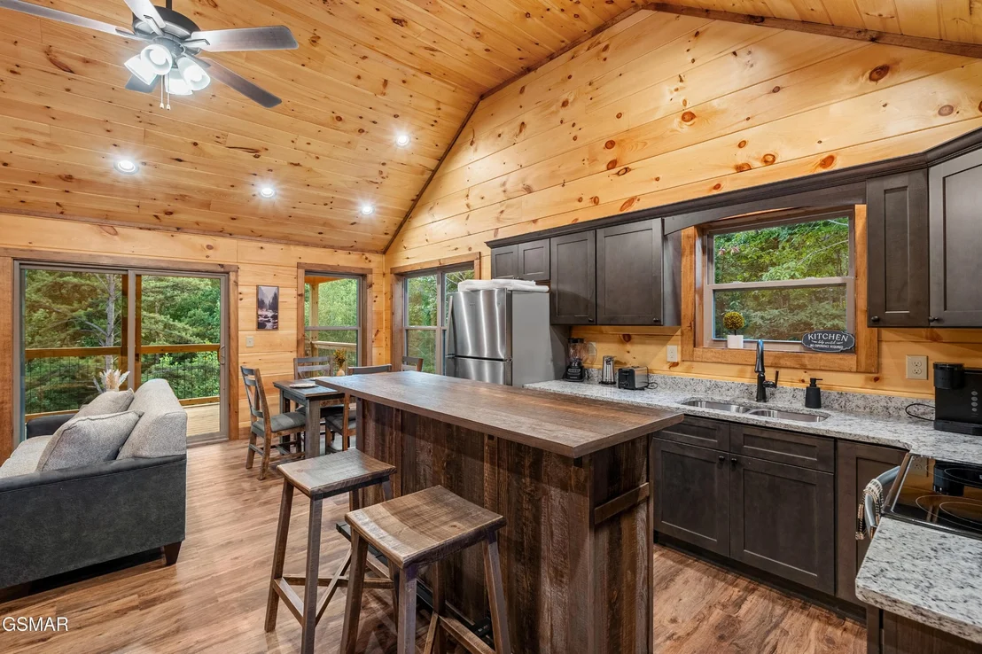 Photo of 1564 Sky View Drive