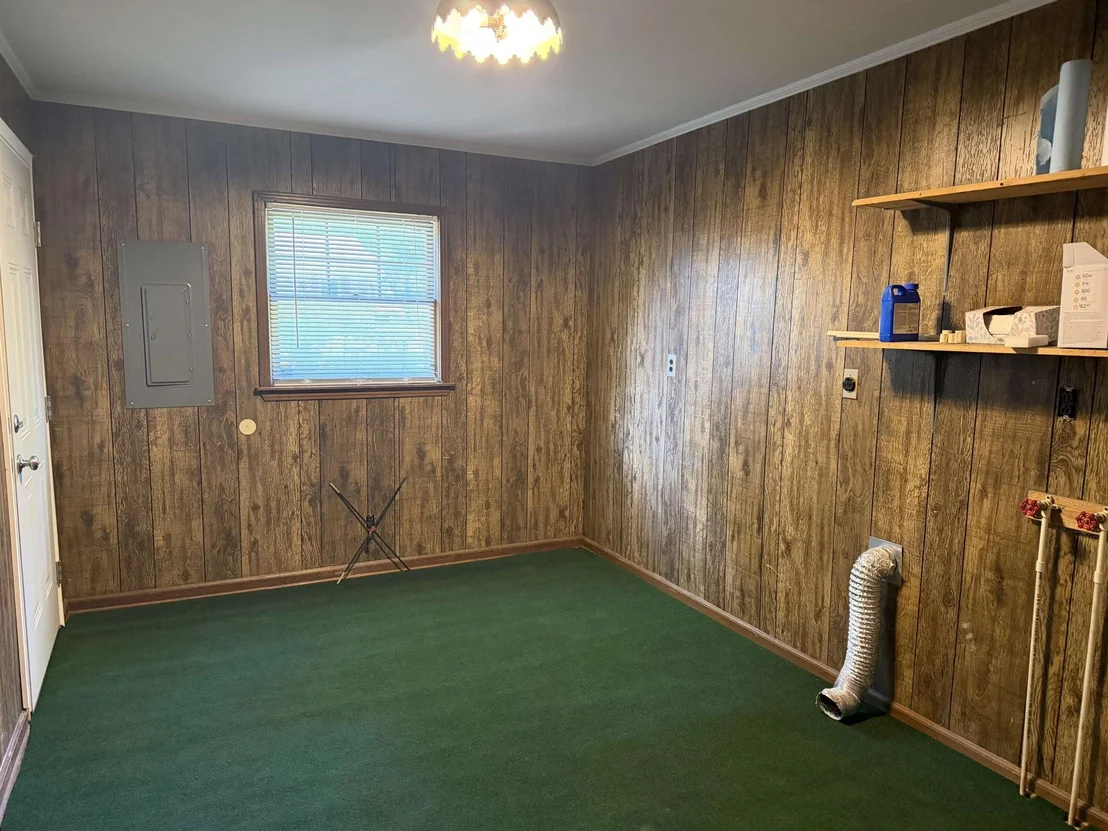 Photo of 420 BARKER DR
