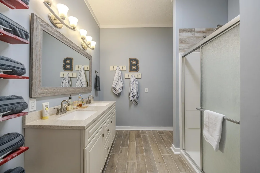 Photo of 120 KNOTTY OAKS TRL