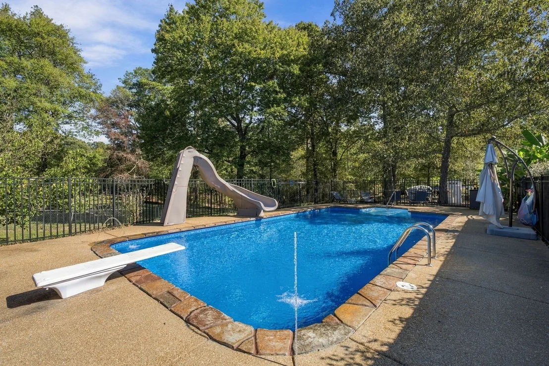 Photo of 65 Jennalee Ln