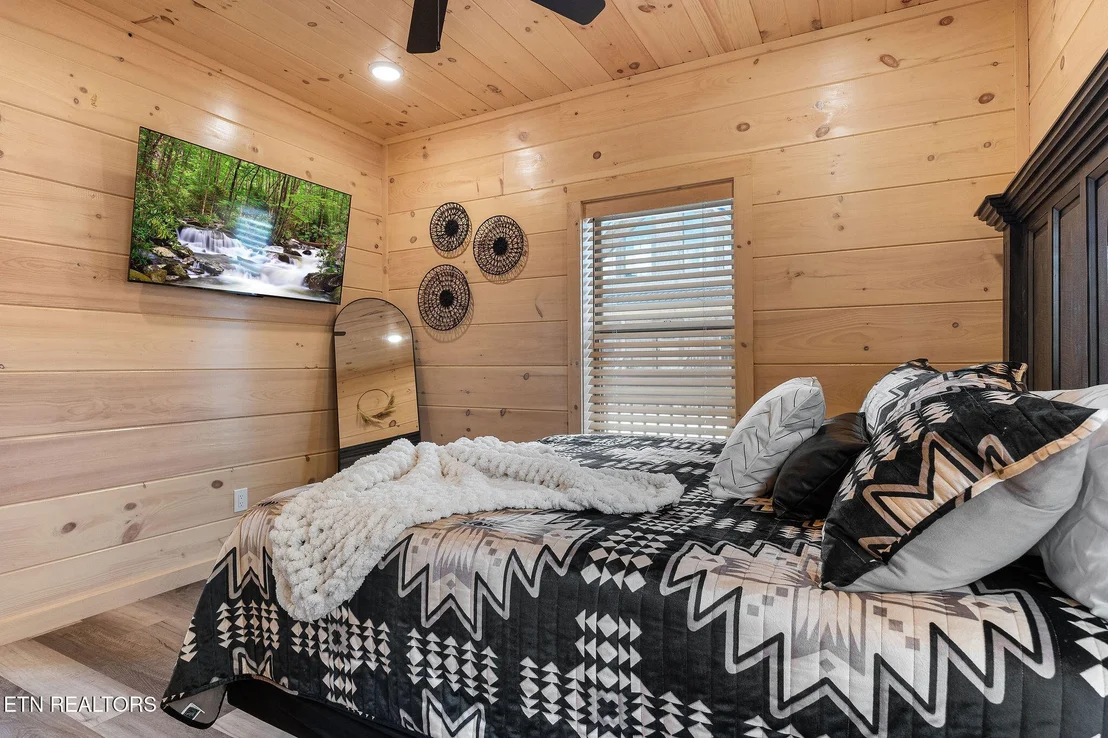 Photo of 519 Warbonnet Way