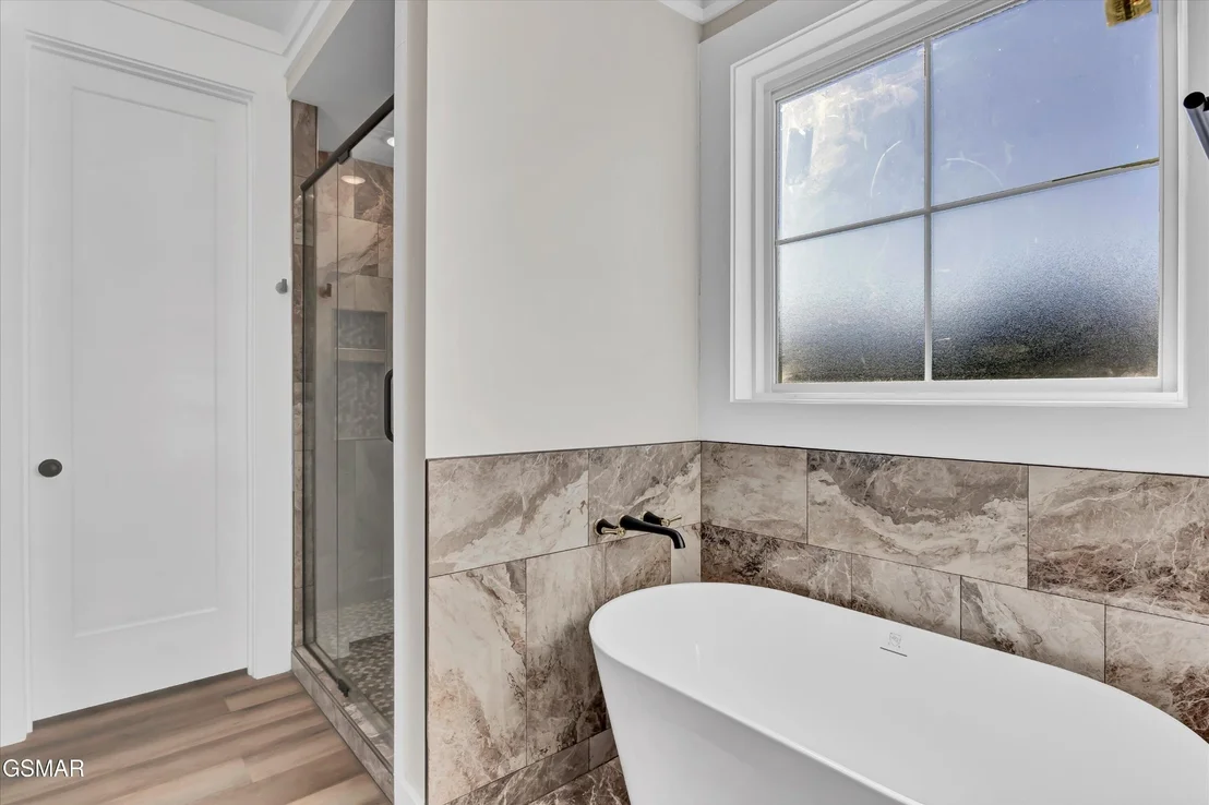 Photo of 2409 Iron Forge Way