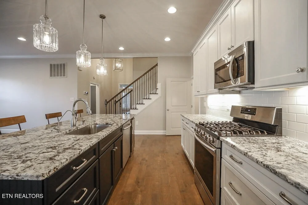 Photo of 1417 Edenbridge Drive
