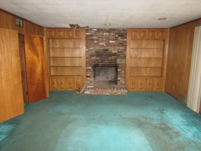 Photo of 2340 MCGOWAN DR