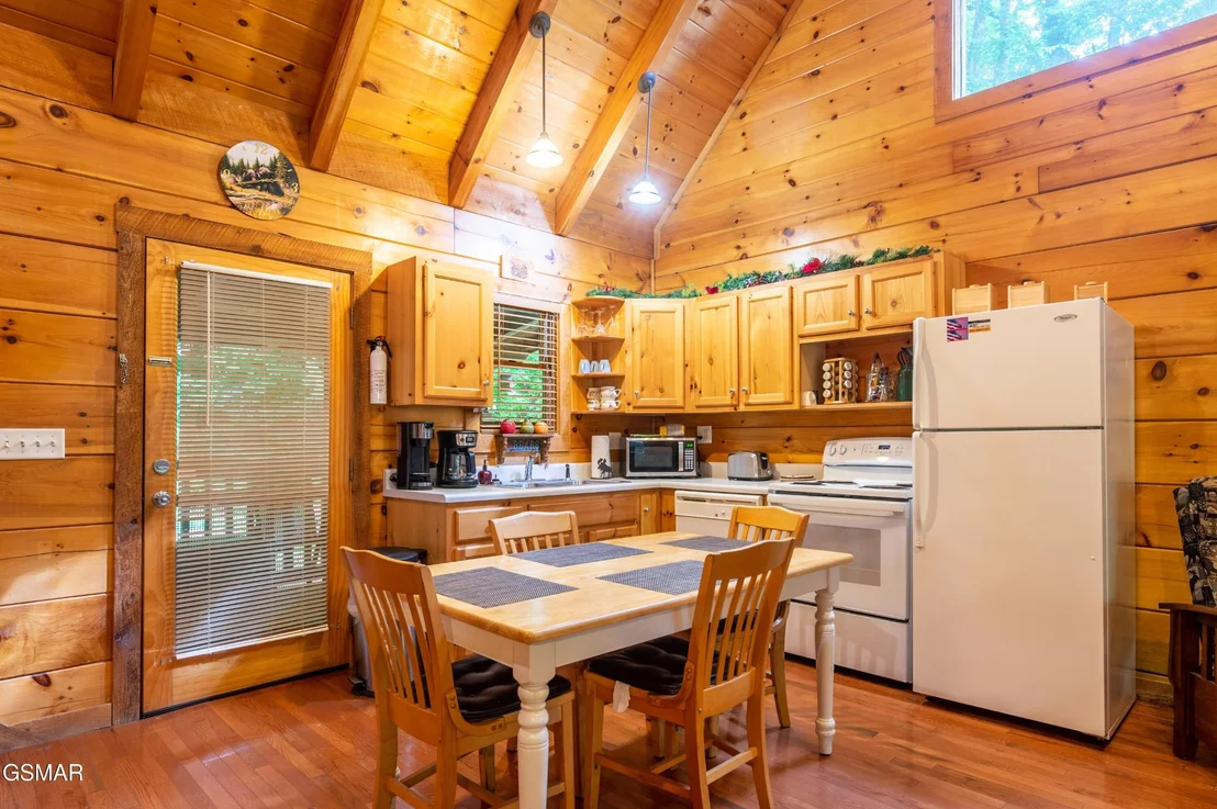 Photo of 903 Hideaway Hills Circle