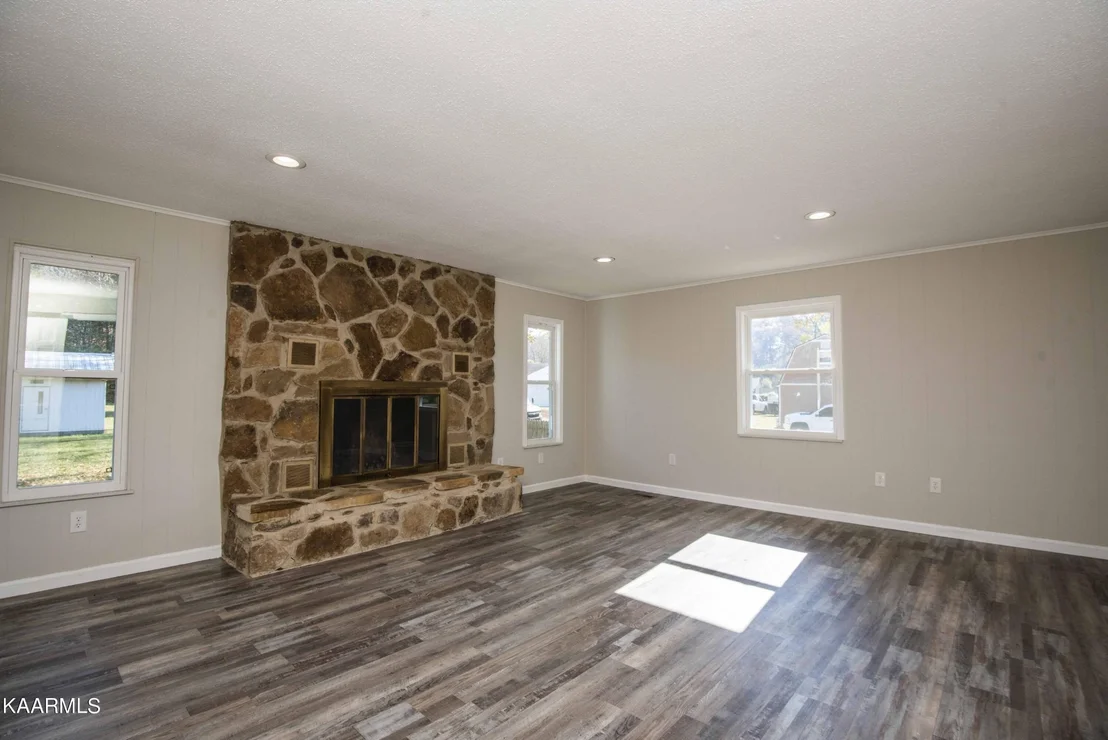 Photo of 3408 Hackberry Rd