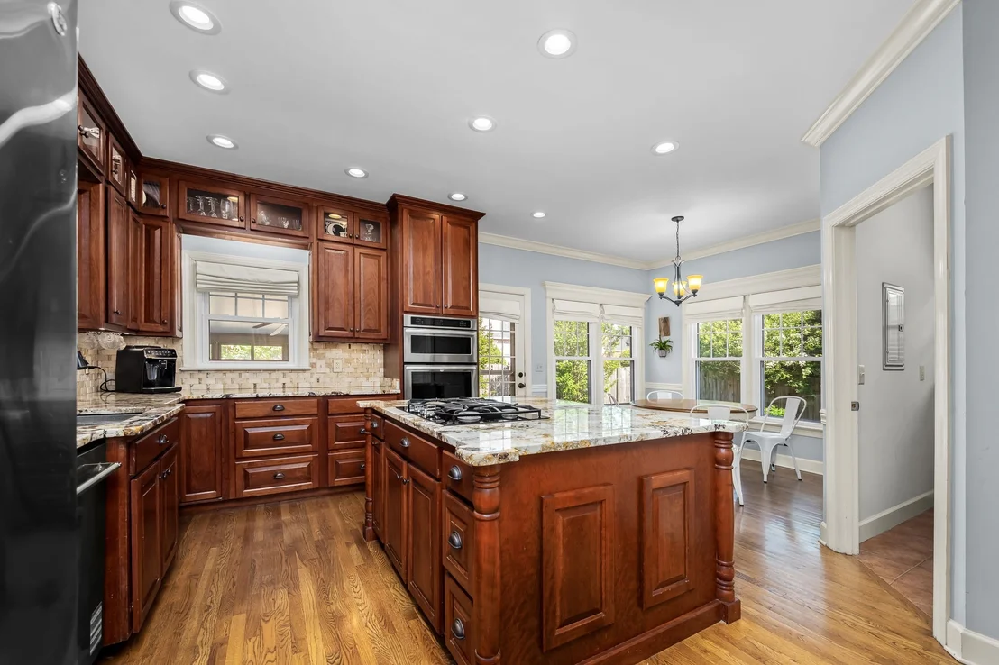 Photo of 3418 Lawncrest Cv
