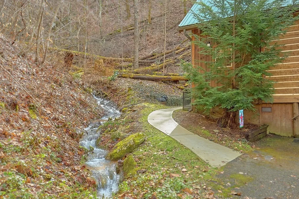 Photo of 3653 Edge Park Drive