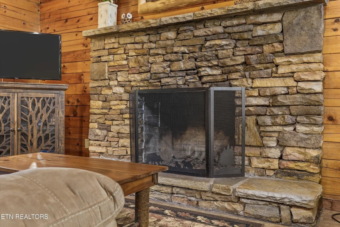 Photo of 2308 Hidden Mountain Rd