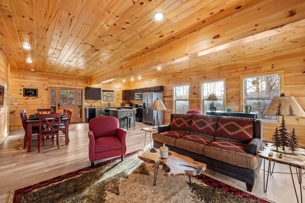 Photo of 1808 Deer Haven Road