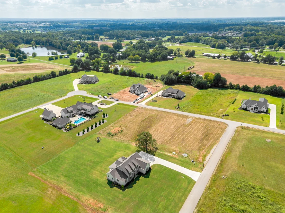 Photo of 541 Graham Cir