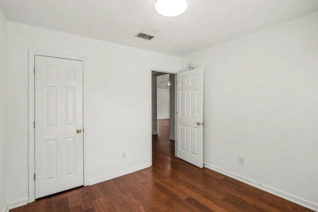 Photo of 503 Hackney Dr