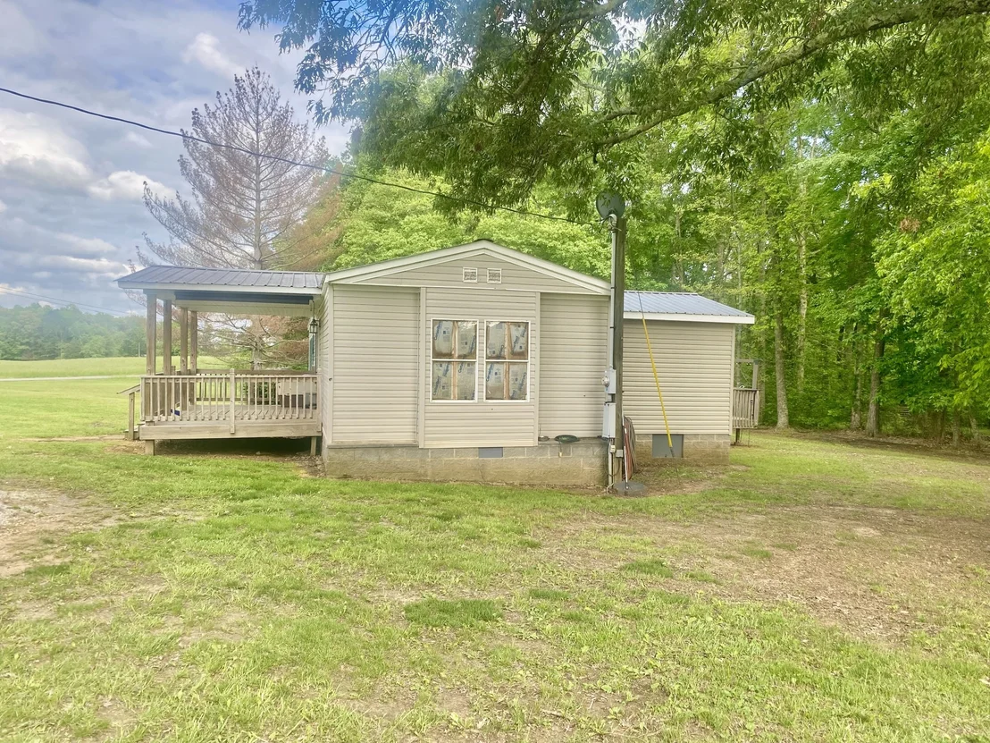 Photo of 2273 Holcomb Rd
