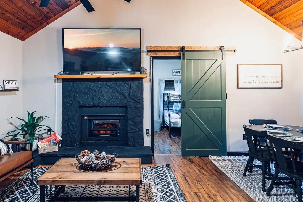 Photo of 2772 Easy Street
