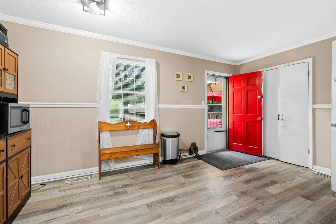 Photo of 155 Penny Ln