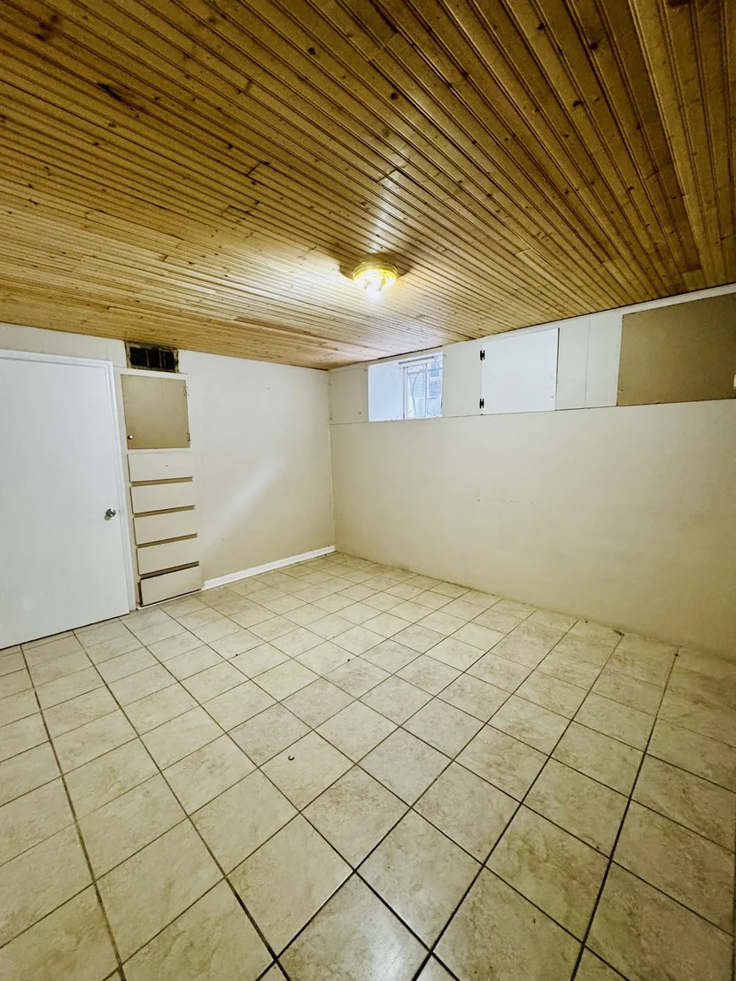 Photo of 321 Walnut St