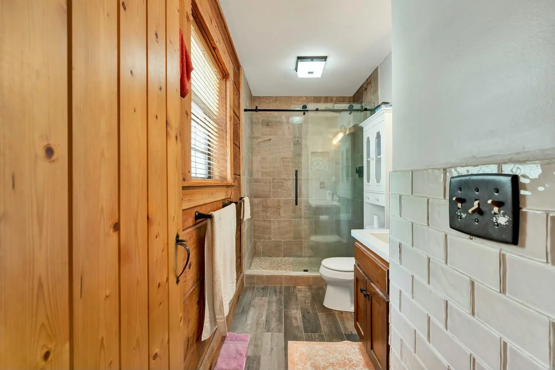 Photo of 561 Mountain View Road