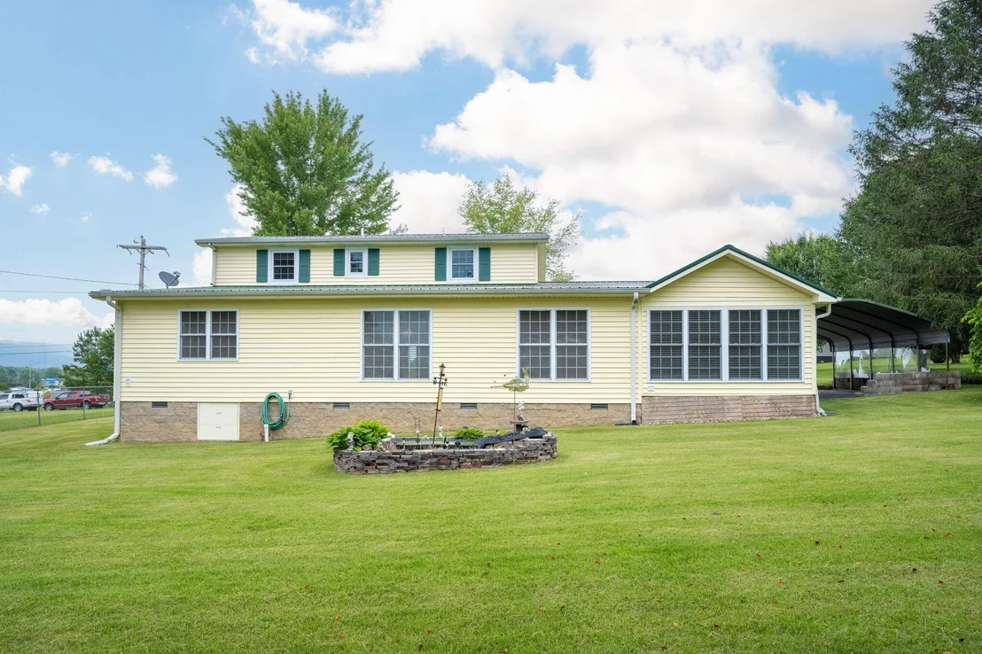 Photo of 102 Hobbs Ridge Road