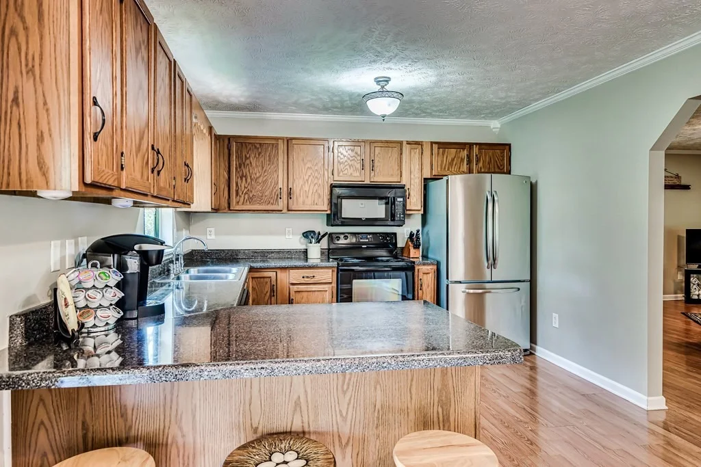 Photo of 1530 Madron