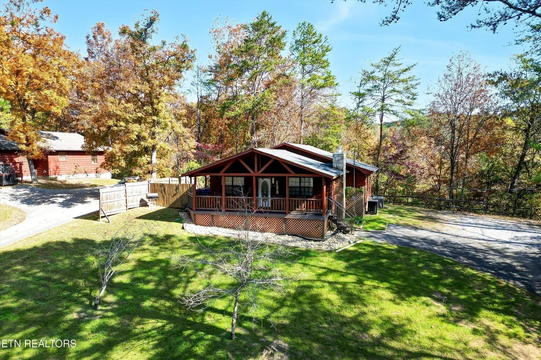 Photo of 2833 Longvale Lane