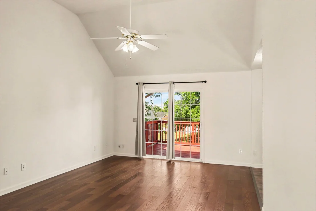Photo of 503 Hackney Dr