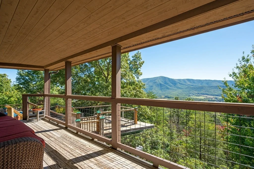 Photo of 2910 Mockingbird Way
