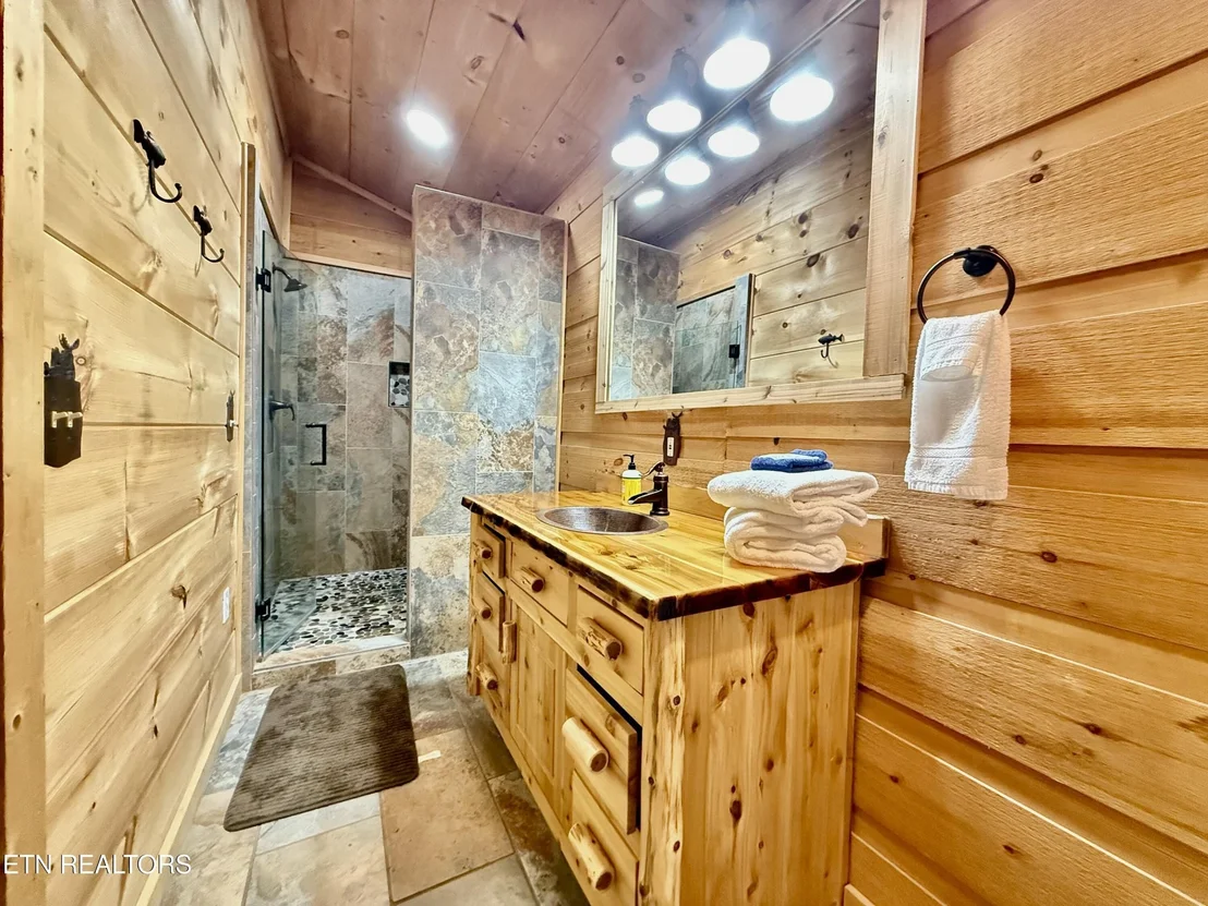 Photo of 1031 Elm Circle