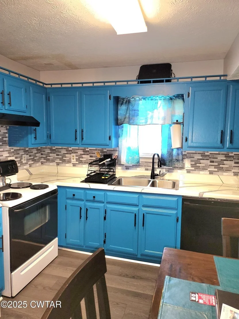 Photo of 99 Hidden Valley Dr
