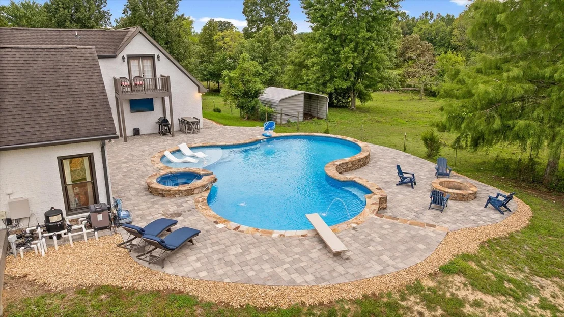 Photo of 243 Lovinggood Road