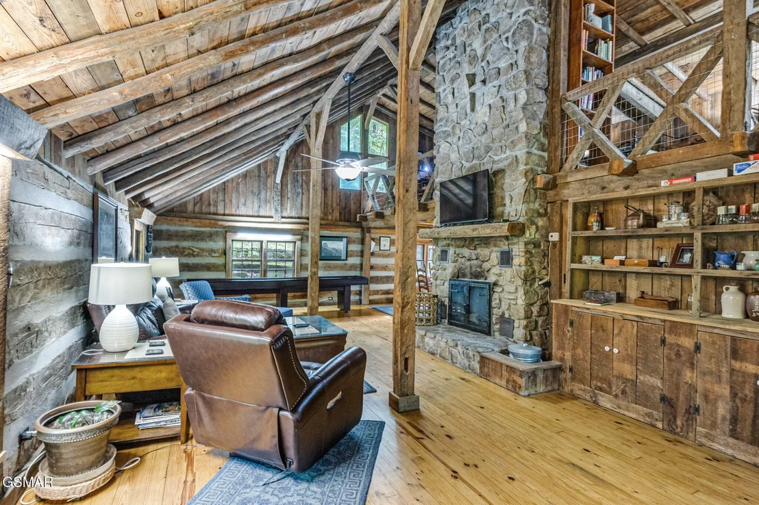 Photo of 2741 Mountain View Circle