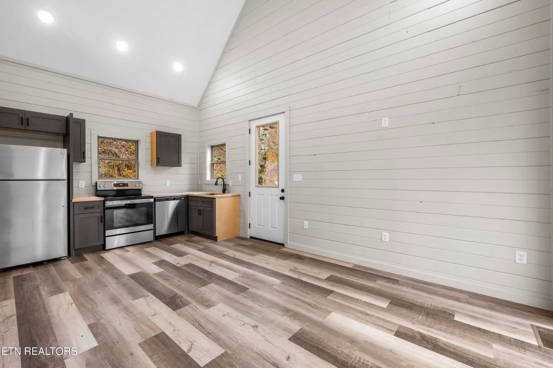Photo of 154 Jolene Way