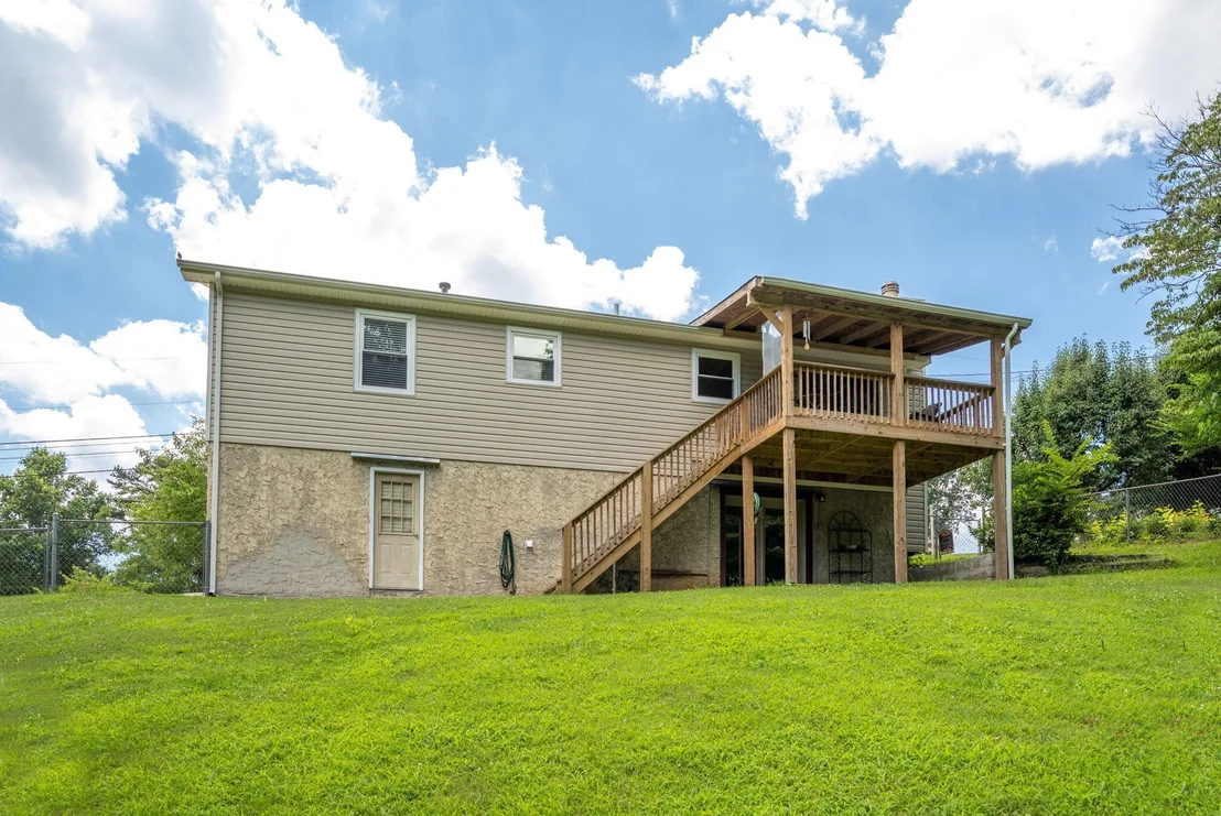 Photo of 1107 Copperwood Drive