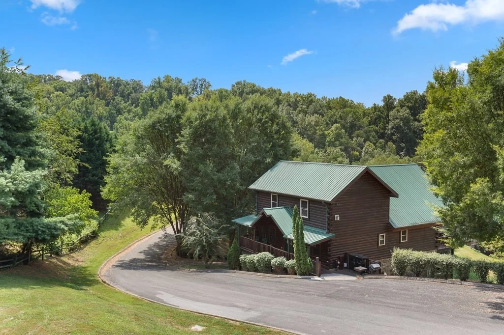 Photo of 1635 Little Cabin Loop