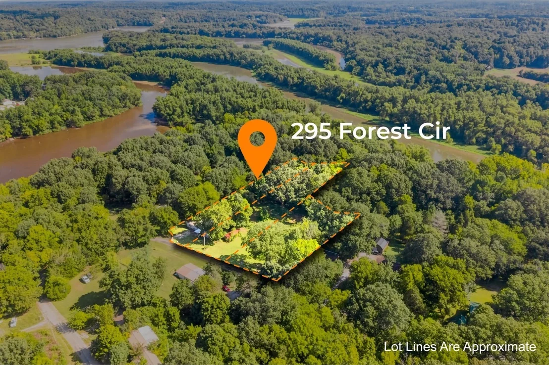 Photo of 295 Forest Cir